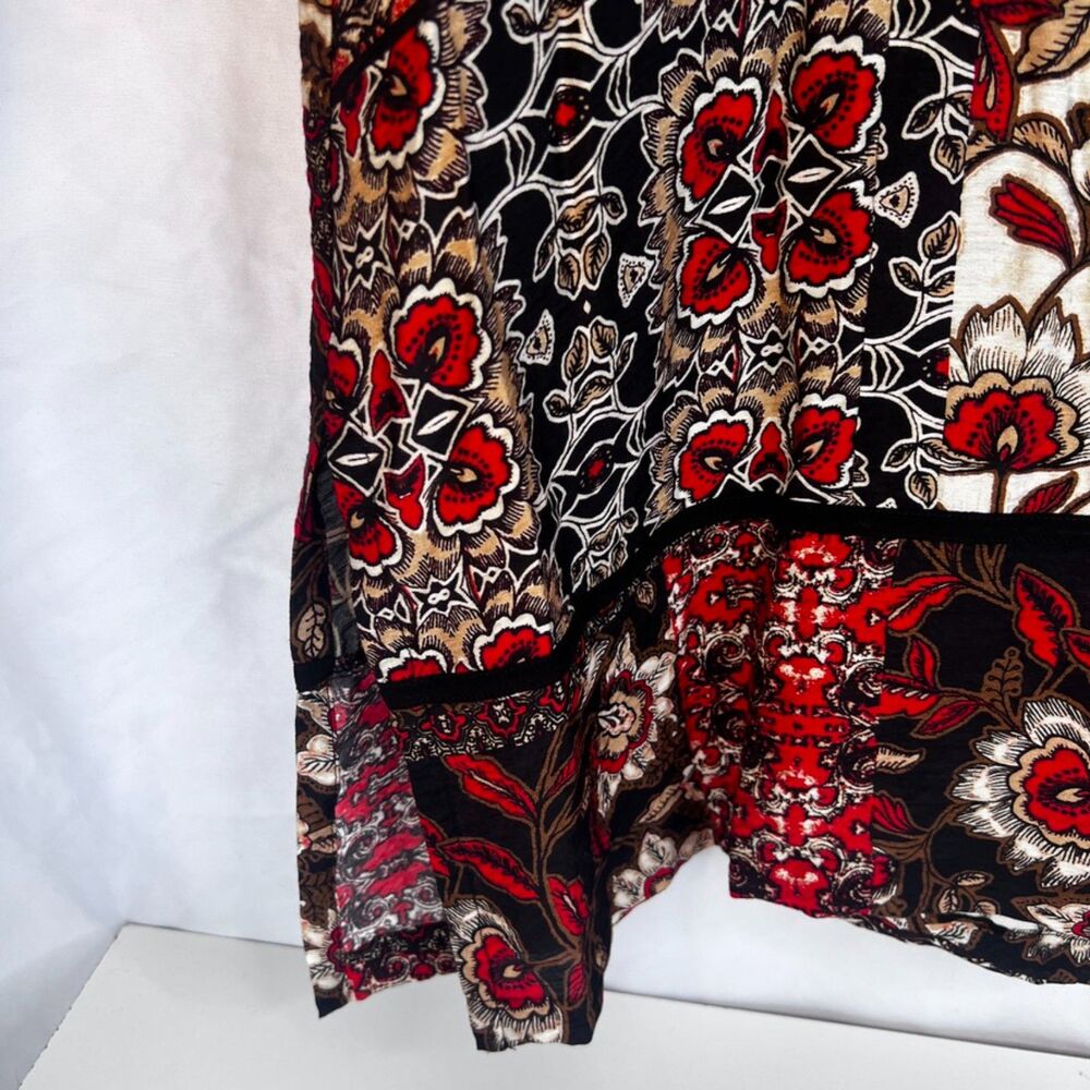 Multiples Maximalist Bold Abstract Vneck One Butt… - image 7